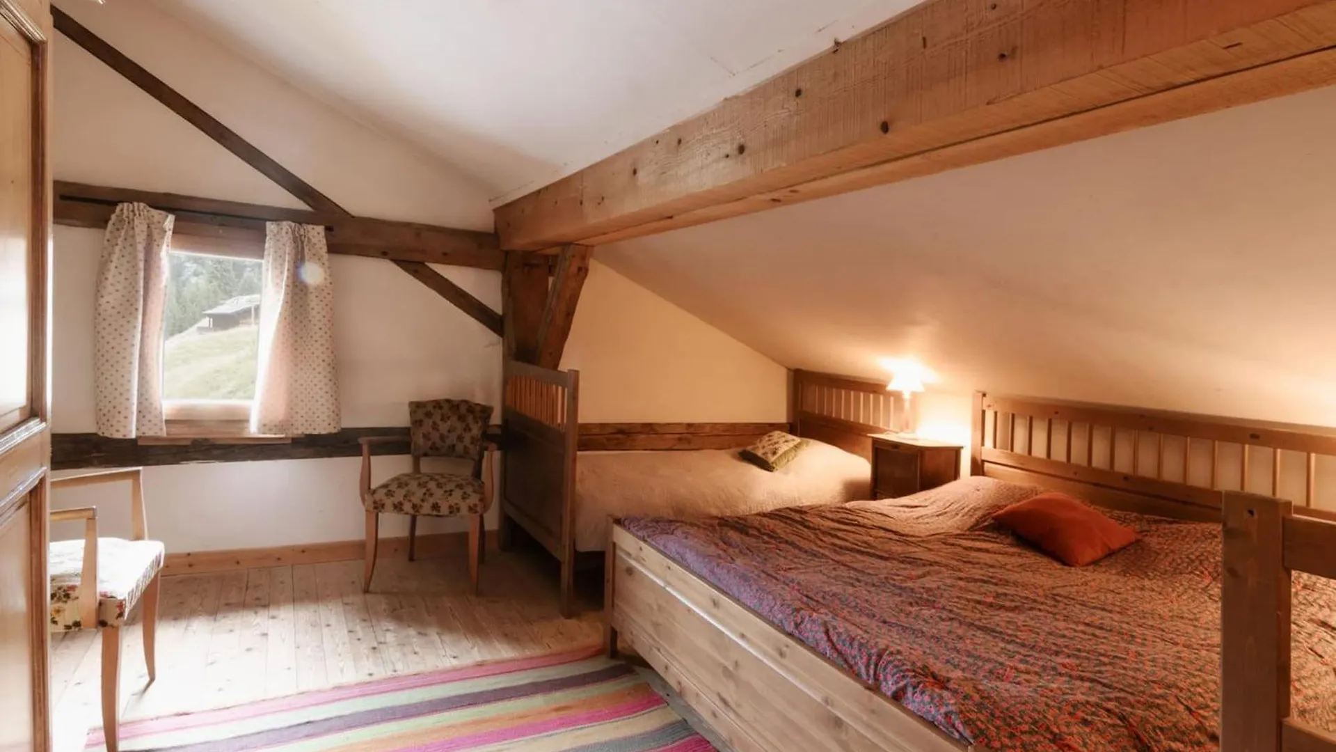 Le Ruisseau, Lindarets, Authentique, 11 Personnes Villa Montriond Chalet