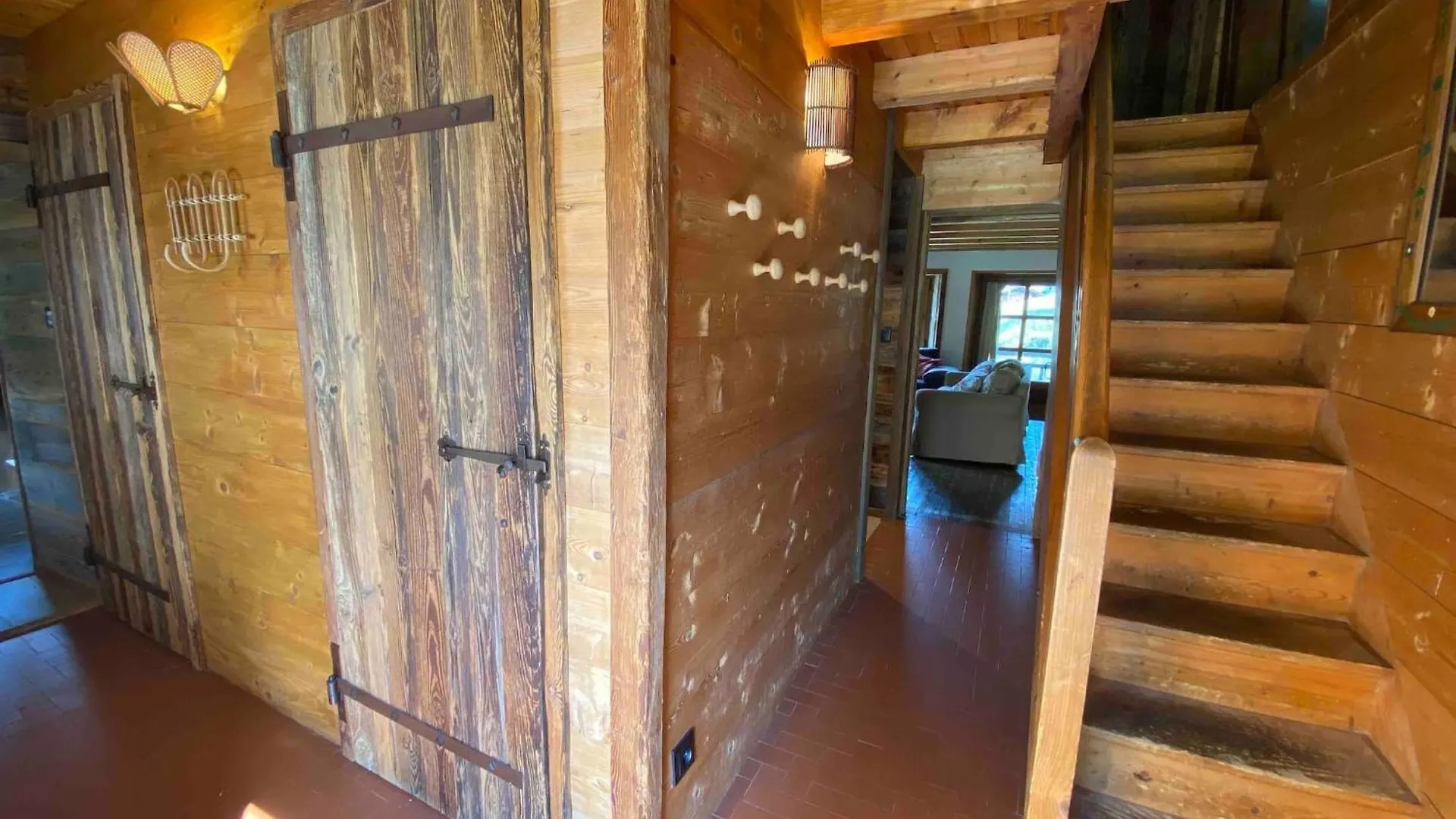 Le Ruisseau, Lindarets, Authentique, 11 Personnes Villa Montriond Chalet